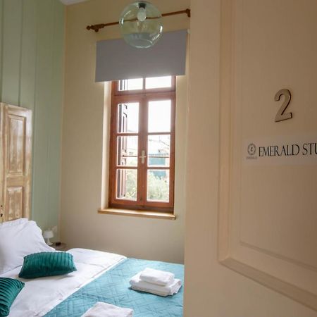 Ruby 'N Emerald Studio'S Resmo Dış mekan fotoğraf
